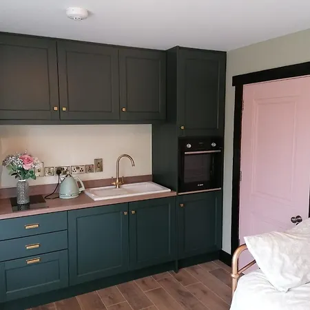 Westbrook Apartment *