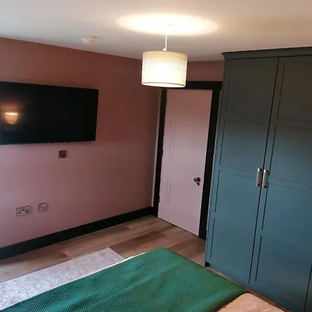 Westbrook Apartment *